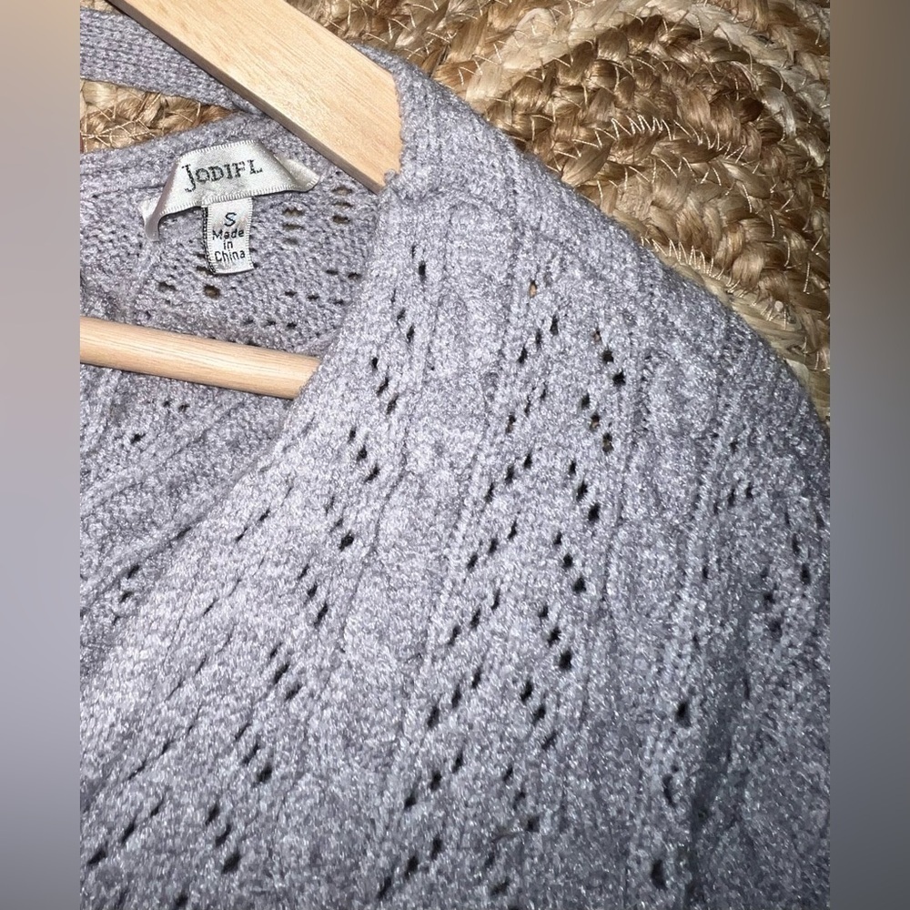 Jodifl Women's Light Gray Knit Sweater, Criss Cross Knot Back, Size S - Picture 2 of 9